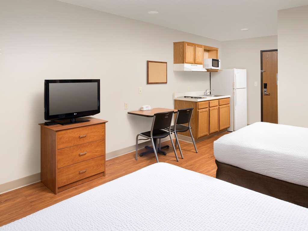 Extended Stay America Select Suites - Wichita - South Habitación foto