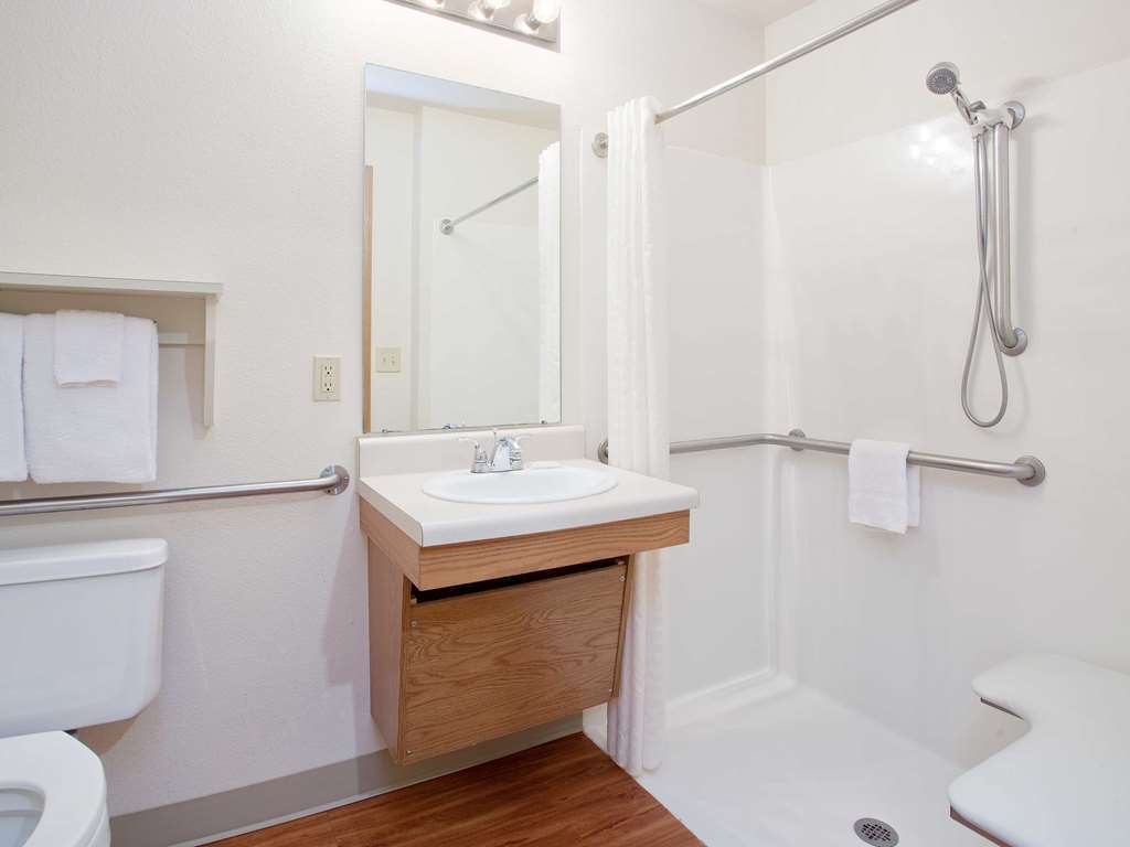 Extended Stay America Select Suites - Wichita - South Habitación foto